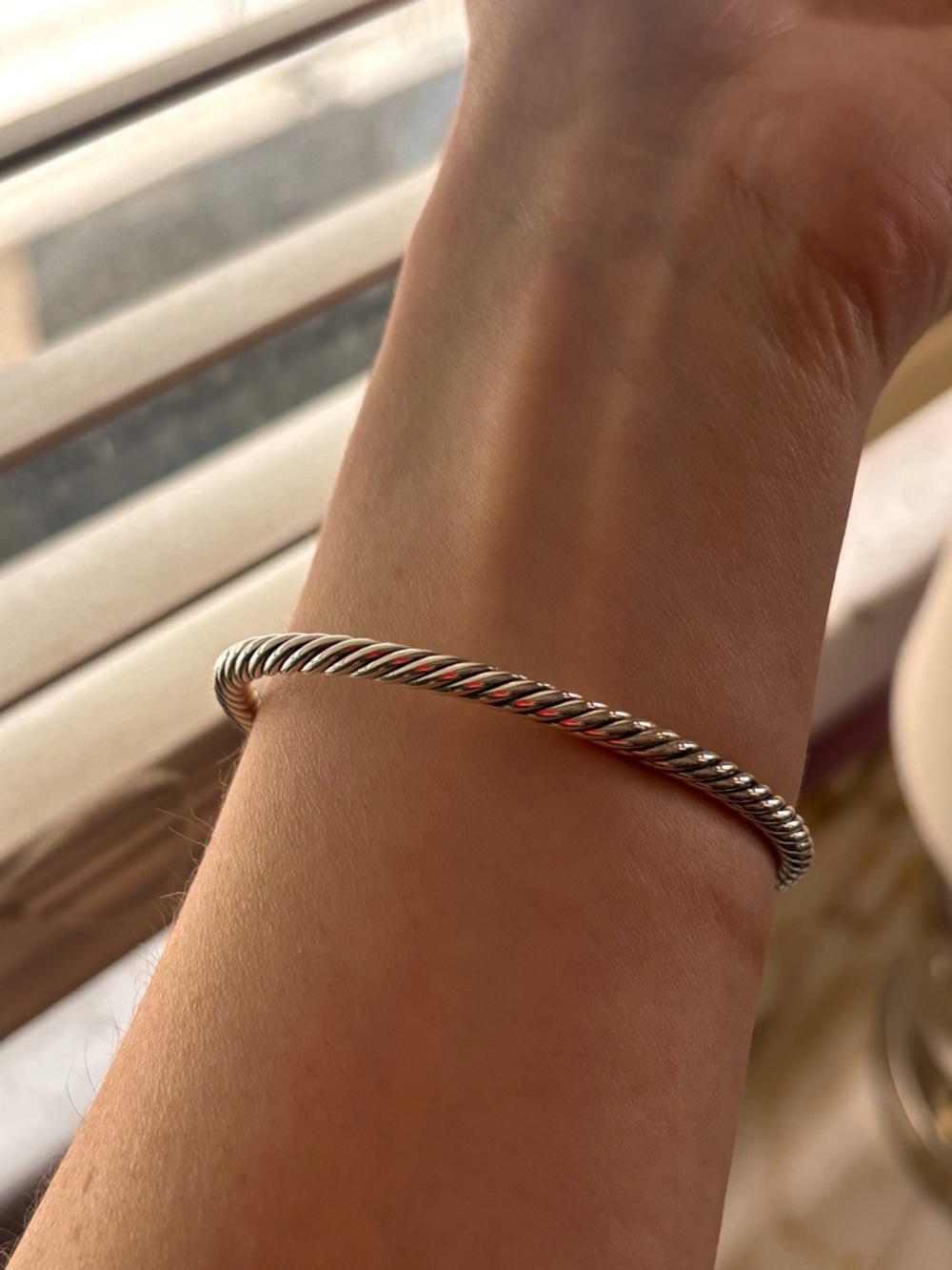 David Yurman Silver Cable Cuff with Pearl End Caps & Diamonds - Picture 9 of 11